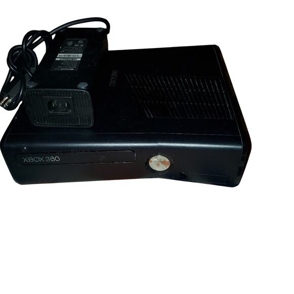 Xbox 360 + Games